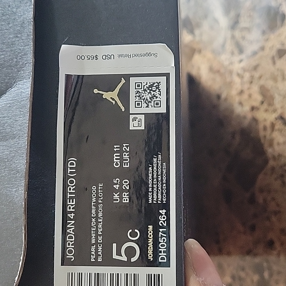 Jordan retro 4